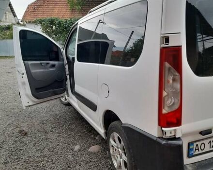 Белый Фиат Скудо, объемом двигателя 1.6 л и пробегом 300 тыс. км за 5900 $, фото 1 на Automoto.ua