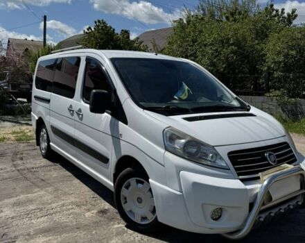 Белый Фиат Скудо, объемом двигателя 2 л и пробегом 257 тыс. км за 8000 $, фото 2 на Automoto.ua