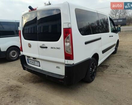 Белый Фиат Скудо, объемом двигателя 2 л и пробегом 245 тыс. км за 7700 $, фото 4 на Automoto.ua