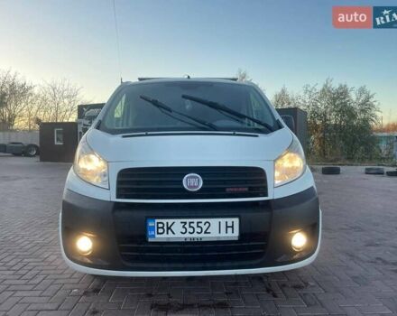 Белый Фиат Скудо, объемом двигателя 2 л и пробегом 425 тыс. км за 5300 $, фото 1 на Automoto.ua