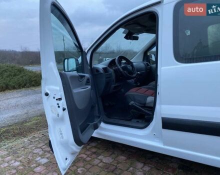 Білий Фіат Скудо, об'ємом двигуна 2 л та пробігом 175 тис. км за 6600 $, фото 28 на Automoto.ua