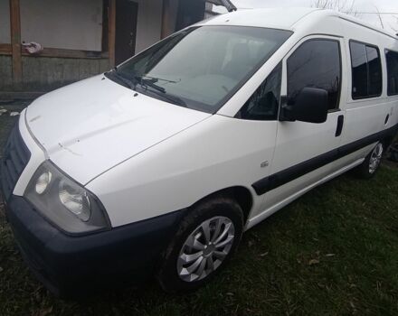 Белый Фиат Скудо, объемом двигателя 2 л и пробегом 323 тыс. км за 3900 $, фото 3 на Automoto.ua