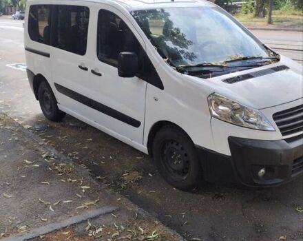 Белый Фиат Скудо, объемом двигателя 2 л и пробегом 262 тыс. км за 7300 $, фото 3 на Automoto.ua