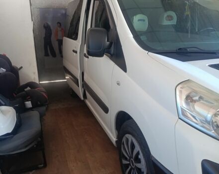 Белый Фиат Скудо, объемом двигателя 2 л и пробегом 337 тыс. км за 6500 $, фото 1 на Automoto.ua