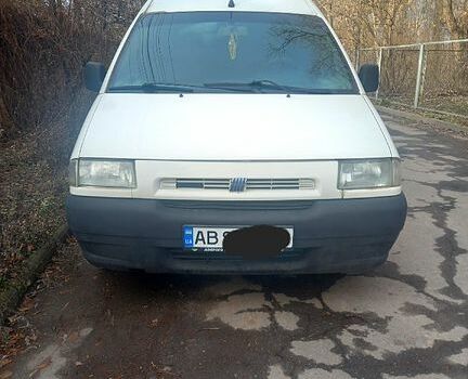 Белый Фиат Скудо, объемом двигателя 19 л и пробегом 280 тыс. км за 2650 $, фото 1 на Automoto.ua