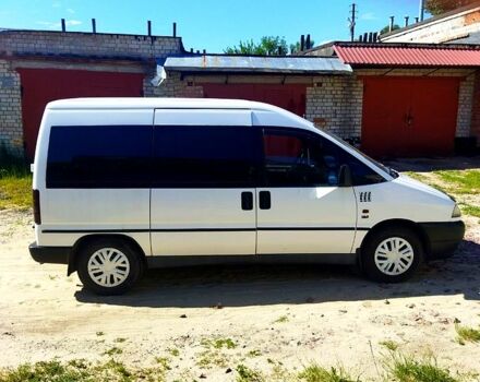 Белый Фиат Скудо, объемом двигателя 1.9 л и пробегом 200 тыс. км за 3500 $, фото 1 на Automoto.ua