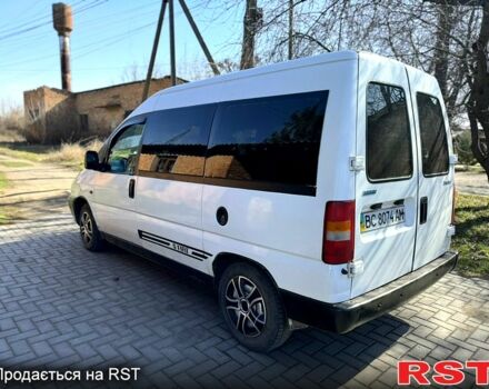 Белый Фиат Скудо, объемом двигателя 1.9 л и пробегом 300 тыс. км за 3000 $, фото 1 на Automoto.ua