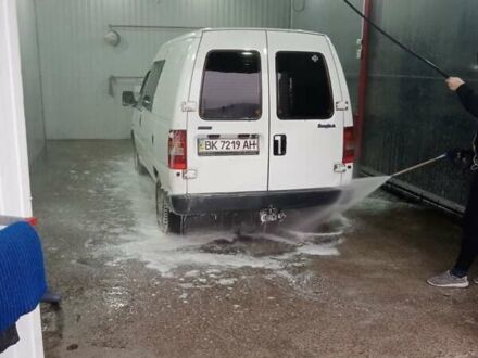 Белый Фиат Скудо, объемом двигателя 2 л и пробегом 450 тыс. км за 4000 $, фото 1 на Automoto.ua