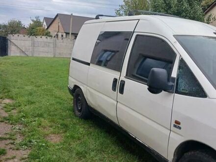 Фиат Скудо 1997 в Луцке на Automoto.ua Белый Фиат Скудо, объемом двигателя 1.9 л и пробегом 300 тыс. км за 1750 $, фото 1 на Automoto.ua