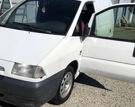 Белый Фиат Скудо, объемом двигателя 1.91 л и пробегом 350 тыс. км за 2600 $, фото 1 на Automoto.ua