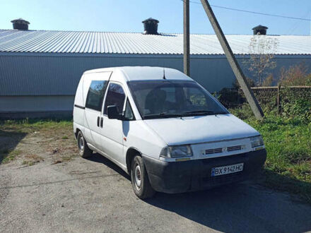 Белый Фиат Скудо, объемом двигателя 1.87 л и пробегом 225 тыс. км за 2100 $, фото 1 на Automoto.ua