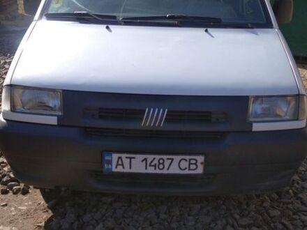 Белый Фиат Скудо, объемом двигателя 2 л и пробегом 371 тыс. км за 3100 $, фото 1 на Automoto.ua