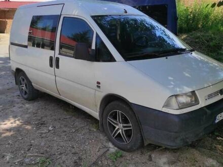 Белый Фиат Скудо, объемом двигателя 1.87 л и пробегом 320 тыс. км за 2700 $, фото 1 на Automoto.ua