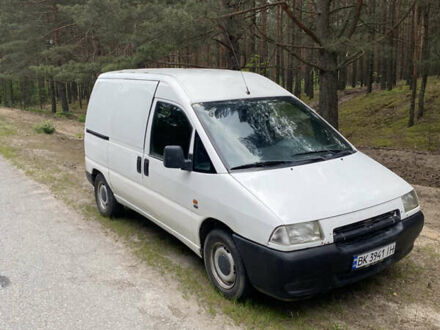 Фиат Скудо 2000 в Березно на Automoto.ua Белый Фиат Скудо, объемом двигателя 1.91 л и пробегом 535 тыс. км за 2150 $, фото 1 на Automoto.ua
