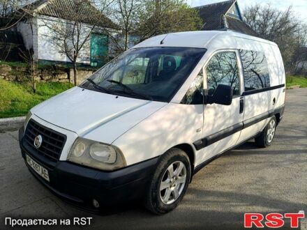 Белый Фиат Скудо, объемом двигателя 1.9 л и пробегом 300 тыс. км за 2000 $, фото 1 на Automoto.ua