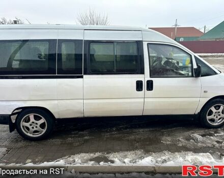 Белый Фиат Скудо, объемом двигателя 2 л и пробегом 380 тыс. км за 2600 $, фото 1 на Automoto.ua