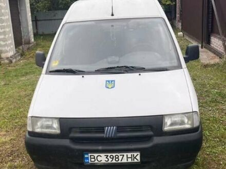 Фіат Скудо 2002 у Києві на Automoto.ua Білий Фіат Скудо, об'ємом двигуна 2 л та пробігом 328 тис. км за 2900 $, фото 1 на Automoto.ua