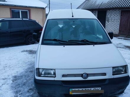 Белый Фиат Скудо, объемом двигателя 1.9 л и пробегом 270 тыс. км за 3191 $, фото 1 на Automoto.ua