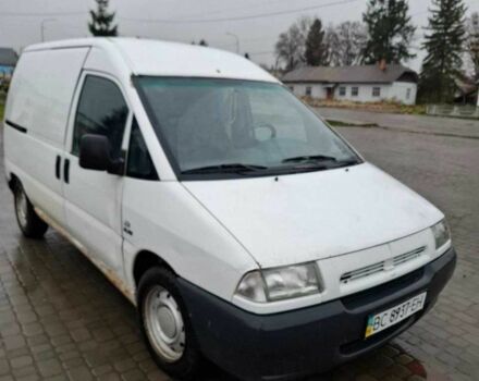 Белый Фиат Скудо, объемом двигателя 2 л и пробегом 371 тыс. км за 2200 $, фото 1 на Automoto.ua