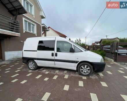 Белый Фиат Скудо, объемом двигателя 2 л и пробегом 390 тыс. км за 3700 $, фото 1 на Automoto.ua