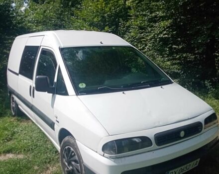 Белый Фиат Скудо, объемом двигателя 2 л и пробегом 380 тыс. км за 4800 $, фото 1 на Automoto.ua