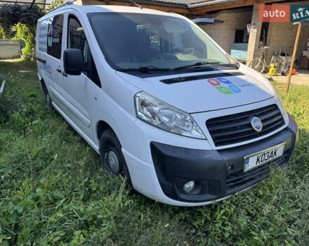 Белый Фиат Скудо, объемом двигателя 2 л и пробегом 300 тыс. км за 5600 $, фото 1 на Automoto.ua
