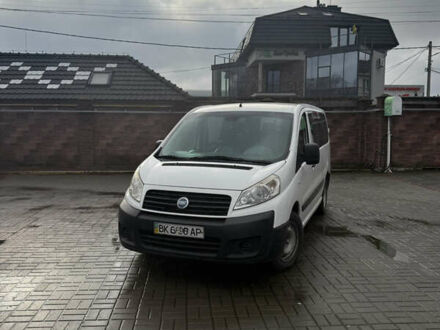 Белый Фиат Скудо, объемом двигателя 2 л и пробегом 398 тыс. км за 5700 $, фото 1 на Automoto.ua