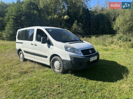 Білий Фіат Скудо, об'ємом двигуна 1.56 л та пробігом 210 тис. км за 5900 $, фото 1 на Automoto.ua