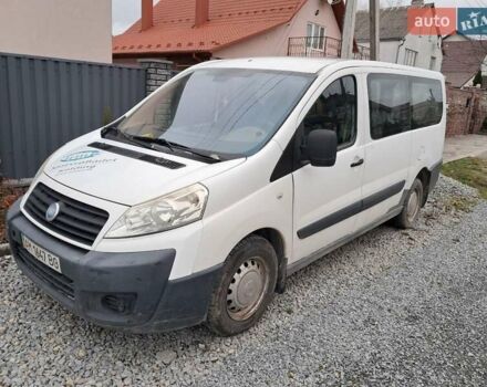 Белый Фиат Скудо, объемом двигателя 2 л и пробегом 298 тыс. км за 4800 $, фото 1 на Automoto.ua