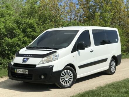 Фиат Скудо 2008 в Волочиске на Automoto.ua Белый Фиат Скудо, объемом двигателя 2 л и пробегом 230 тыс. км за 5999 $, фото 1 на Automoto.ua