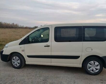 Бежевый Фиат Скудо, объемом двигателя 2 л и пробегом 400 тыс. км за 6200 $, фото 5 на Automoto.ua