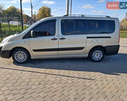 Бежевый Фиат Скудо, объемом двигателя 2 л и пробегом 228 тыс. км за 10900 $, фото 1 на Automoto.ua
