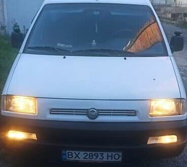 Фіат Скудо вант. 2003 у Хмельницькому на Automoto.ua Білий Фіат Скудо вант., об'ємом двигуна 0 л та пробігом 300 тис. км за 3300 $, фото 1 на Automoto.ua