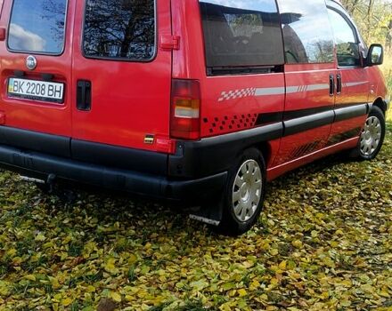 Червоний Фіат Скудо, об'ємом двигуна 2 л та пробігом 300 тис. км за 5500 $, фото 3 на Automoto.ua