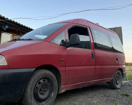 Красный Фиат Скудо, объемом двигателя 2 л и пробегом 400 тыс. км за 2200 $, фото 1 на Automoto.ua