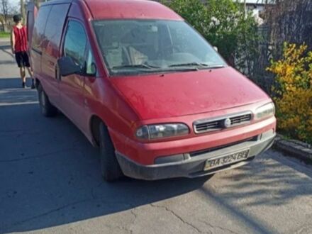 Фіат Скудо 2002 у Вознесенске на Automoto.ua Червоний Фіат Скудо, об'ємом двигуна 2 л та пробігом 400 тис. км за 2100 $, фото 1 на Automoto.ua
