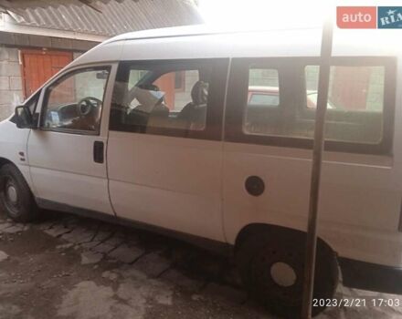 Фиат Скудо, объемом двигателя 1.9 л и пробегом 300 тыс. км за 3200 $, фото 4 на Automoto.ua