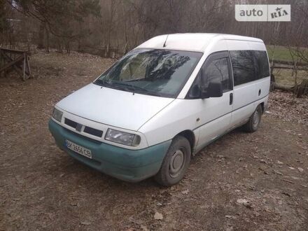 Фиат Скудо пасс. 1998 в Заречном на Automoto.ua Белый Фиат Скудо пасс., объемом двигателя 1.9 л и пробегом 446 тыс. км за 3200 $, фото 1 на Automoto.ua
