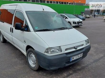 Фиат Скудо пасс. 2002 в Ровно на Automoto.ua Белый Фиат Скудо пасс., объемом двигателя 2 л и пробегом 431 тыс. км за 3800 $, фото 1 на Automoto.ua