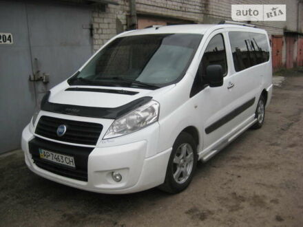 Фиат Скудо пасс. 2007 в Запорожье на Automoto.ua Белый Фиат Скудо пасс., объемом двигателя 2 л и пробегом 370 тыс. км за 5600 $, фото 1 на Automoto.ua