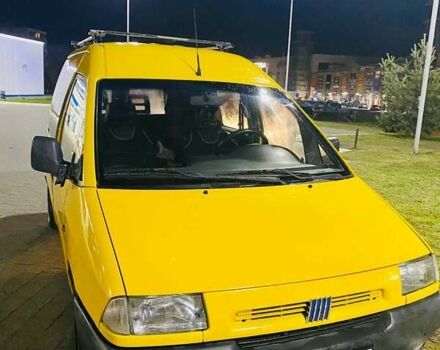 Жовтий Фіат Скудо, об'ємом двигуна 0 л та пробігом 300 тис. км за 3200 $, фото 1 на Automoto.ua