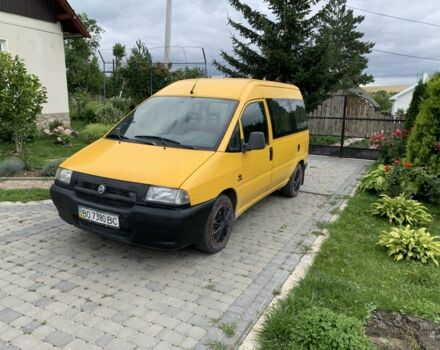 Желтый Фиат Скудо, объемом двигателя 2 л и пробегом 300 тыс. км за 2750 $, фото 1 на Automoto.ua