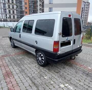 Серый Фиат Скудо, объемом двигателя 2 л и пробегом 342 тыс. км за 4450 $, фото 3 на Automoto.ua