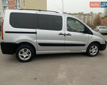 Серый Фиат Скудо, объемом двигателя 2 л и пробегом 301 тыс. км за 8500 $, фото 5 на Automoto.ua