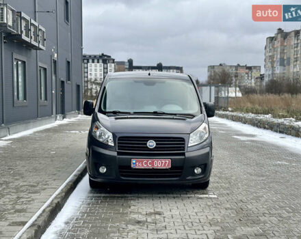 Серый Фиат Скудо, объемом двигателя 2 л и пробегом 227 тыс. км за 9200 $, фото 5 на Automoto.ua