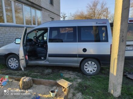 Сірий Фіат Скудо, об'ємом двигуна 2 л та пробігом 398 тис. км за 3600 $, фото 1 на Automoto.ua