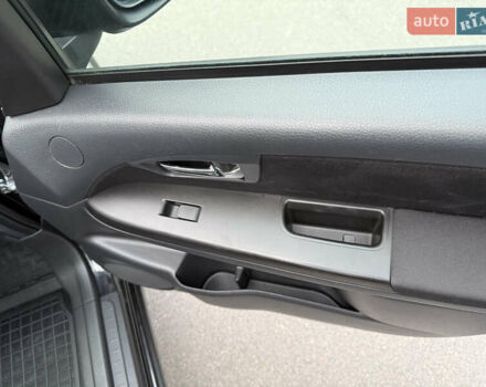 Черный Фиат Седичи, объемом двигателя 2 л и пробегом 228 тыс. км за 8200 $, фото 28 на Automoto.ua