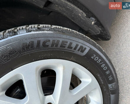 Черный Фиат Седичи, объемом двигателя 2 л и пробегом 228 тыс. км за 8200 $, фото 32 на Automoto.ua