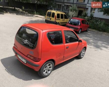 Красный Фиат Сейченто, объемом двигателя 0.9 л и пробегом 150 тыс. км за 1950 $, фото 6 на Automoto.ua