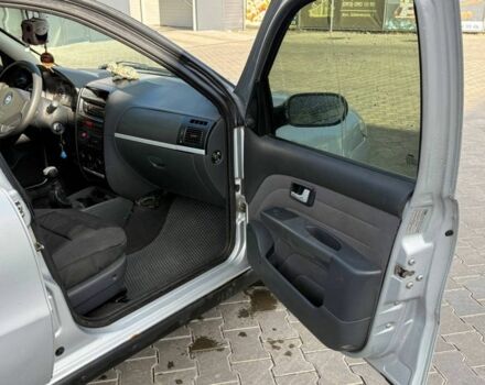 Серый Фиат Сиена, объемом двигателя 1.2 л и пробегом 190 тыс. км за 2450 $, фото 9 на Automoto.ua